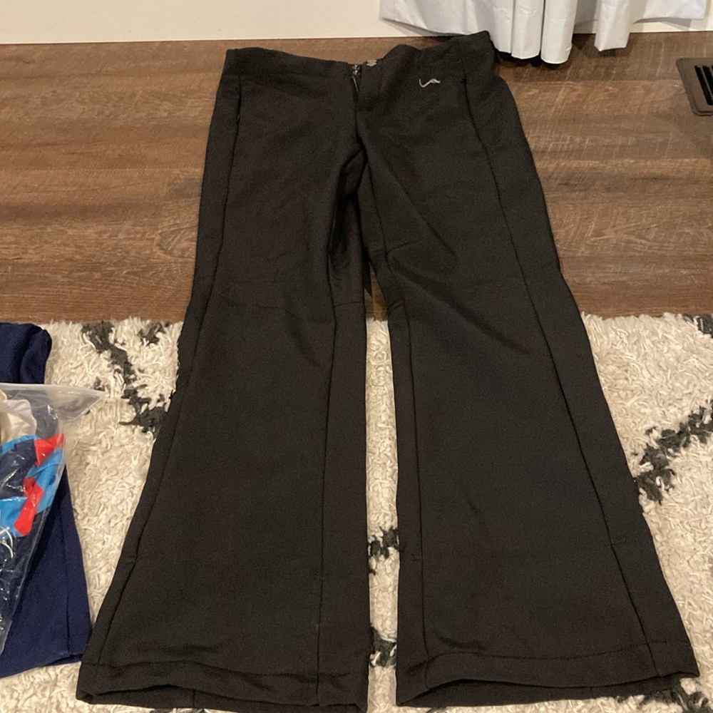 Vertical 9 Women's Black Ski Pants Size Medium